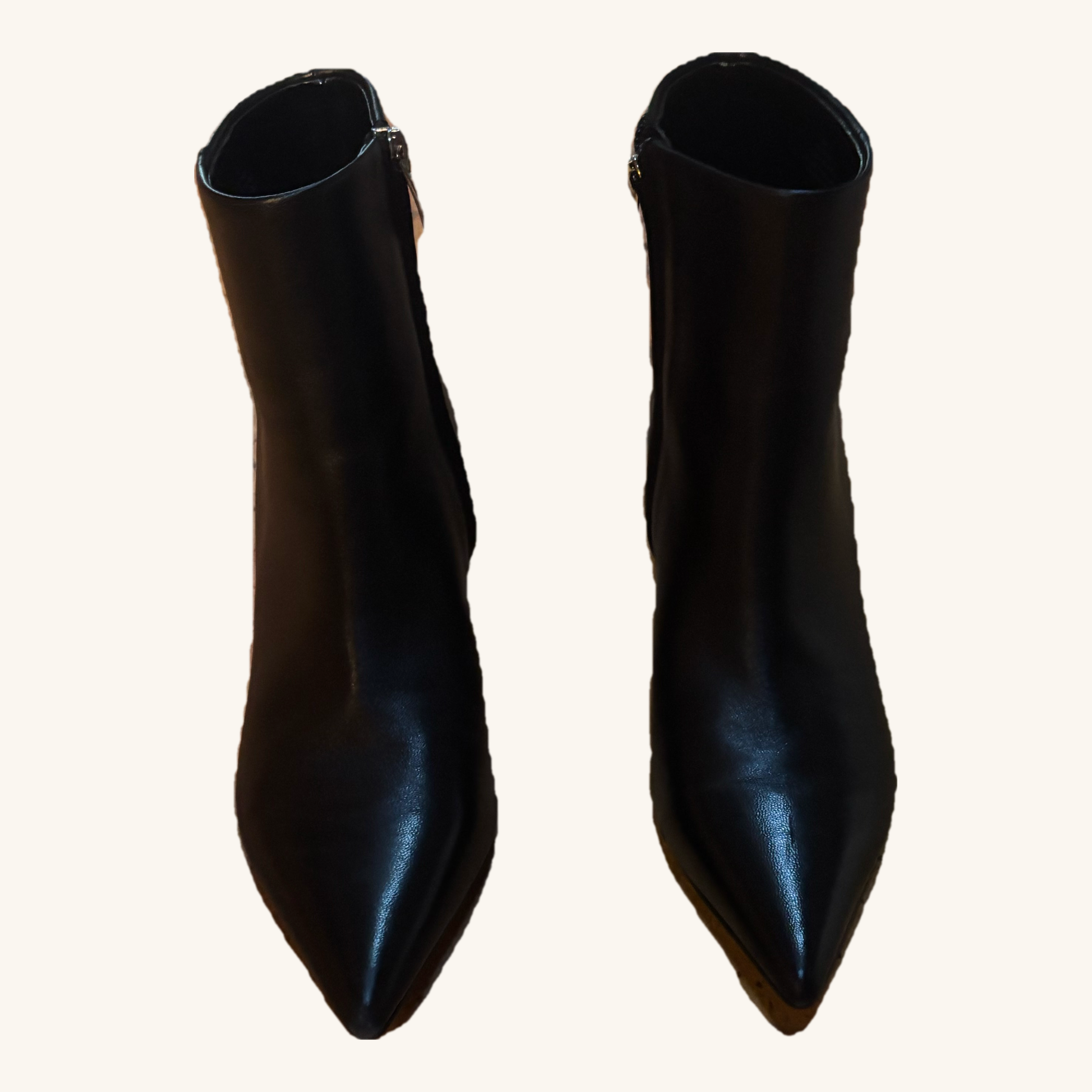 Nine West kitten-heel ankle boot — black